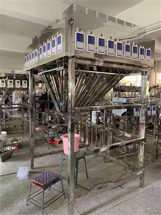 異型格多頭分裝機廠家供應