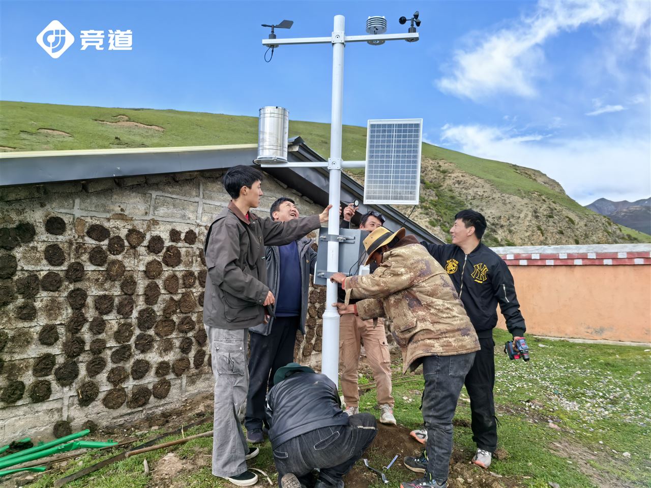 戶外小型氣象站安裝落地，全天候實時傳輸信息